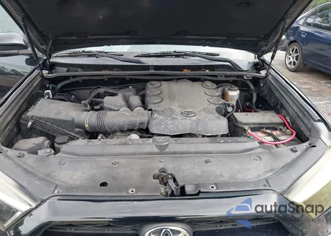 2017 Toyota 4Runner Sr5 z USA, uszkodzony, nr VIN JTEZU5JR2H5164172